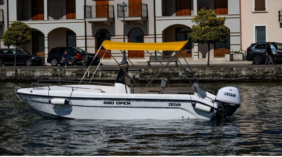 rent-selva-580open-breand-new-boat