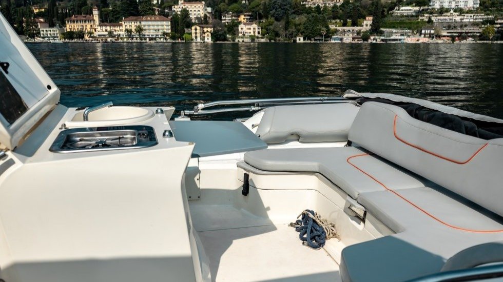 barca-con-patente-garda-bwa-gommone barca-con-patente-garda-bwa-gommone