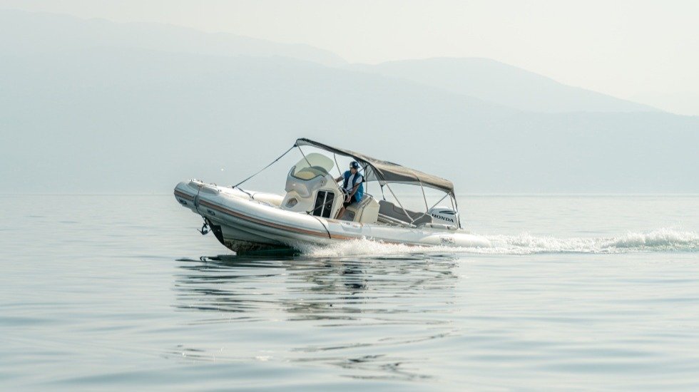 noleggio-barca-gommone-bwa noleggio-barca-gommone-bwa