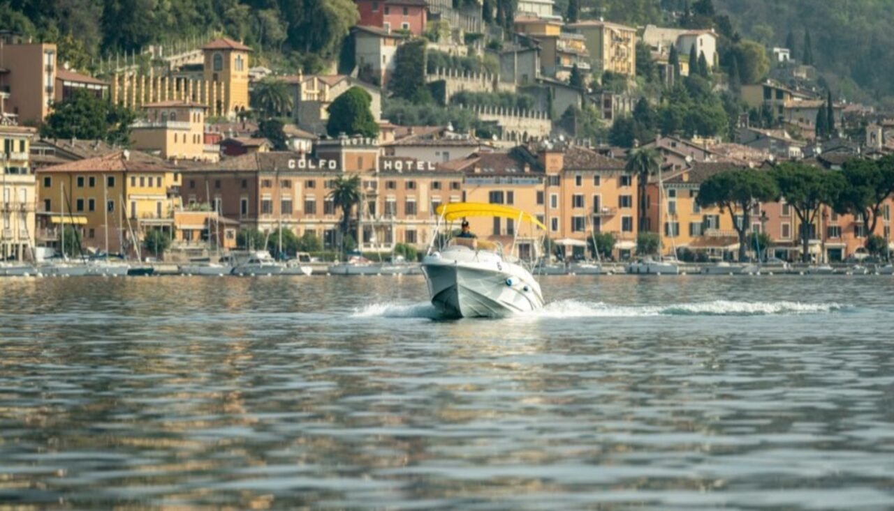 Compleanno in barca Lago di Garda
