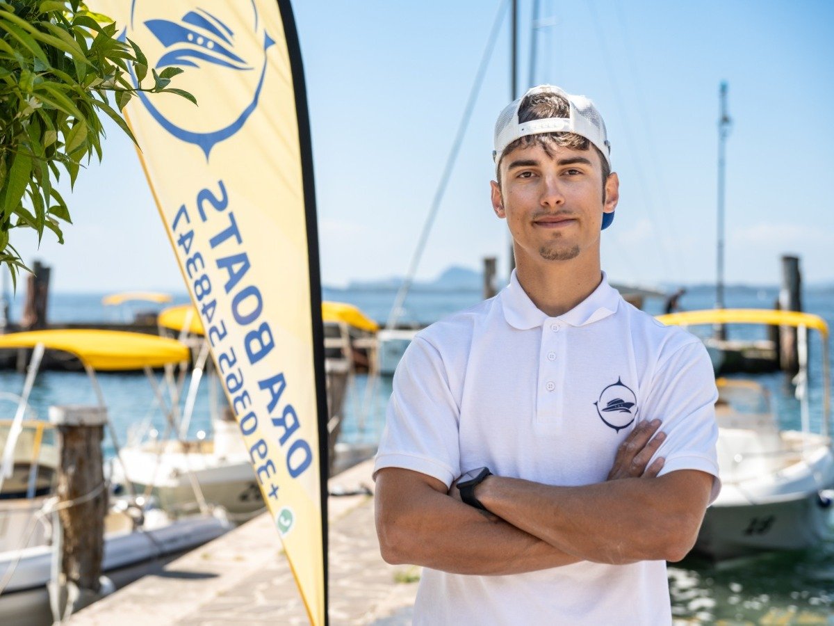 Edoardo-team-oraboats-noleggio-barche-limone-garda https://www.oraboats.com/wp-content/uploads/2025/06/Edoardo-team-oraboats-noleggio-barche-limone-garda.jpg