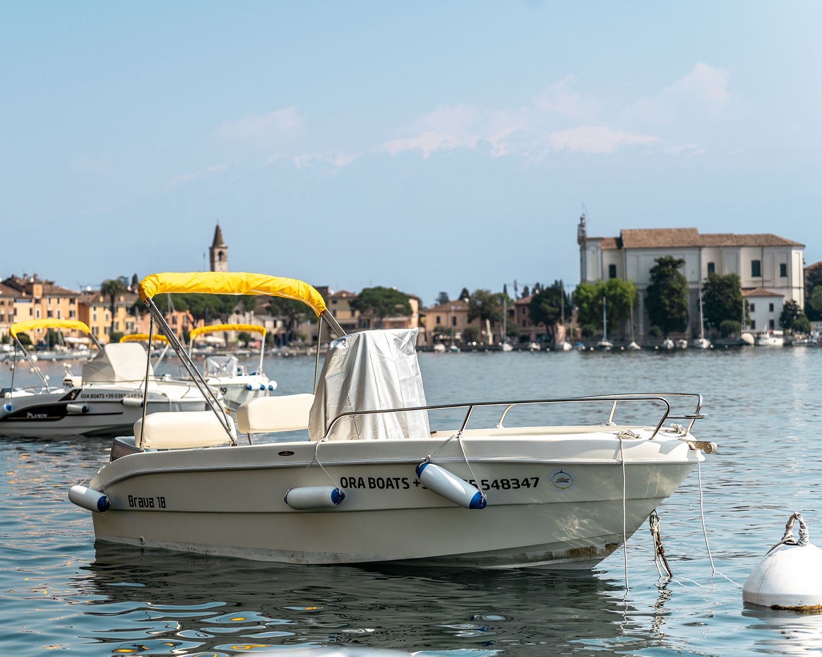 https://www.oraboats.com/wp-content/uploads/2026/07/Affitto-posto-lago-garda-3.jpg