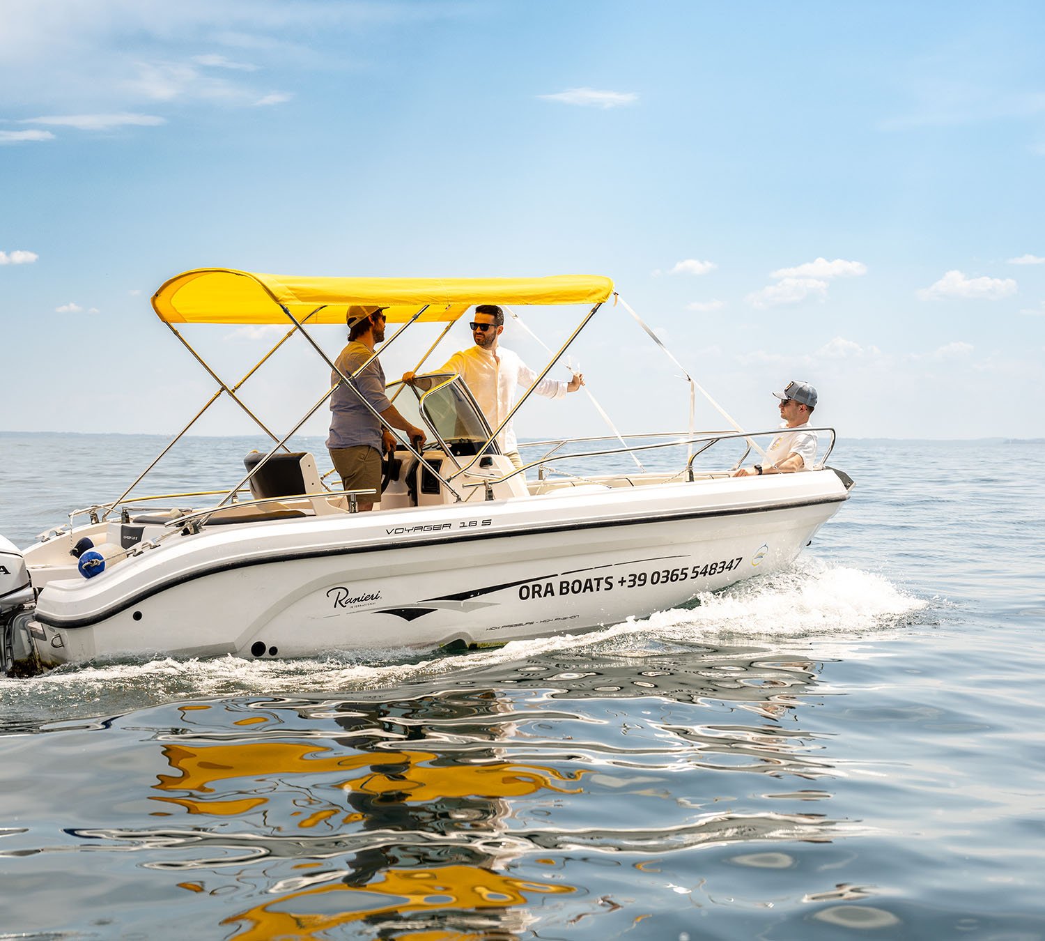 https://www.oraboats.com/wp-content/uploads/2026/08/Noleggio-barche-senza-patente-LagoDiGarda-4-1.jpg
